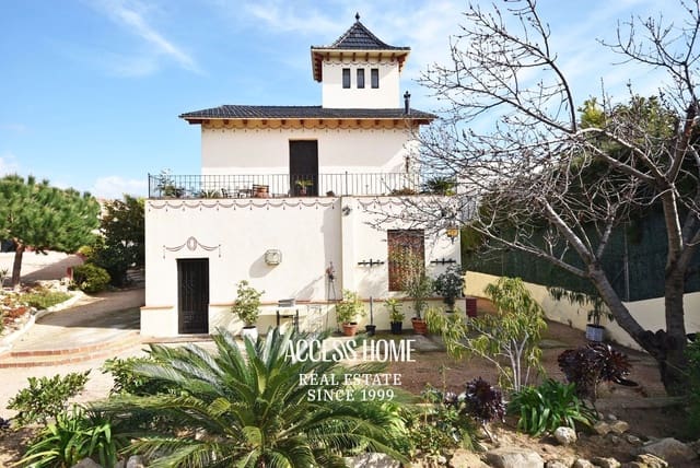 6 Zimmer Villa zu verkaufen in Sant Vicenç de Montalt mit Garage - 1.200.000 € (Ref: 9117940)