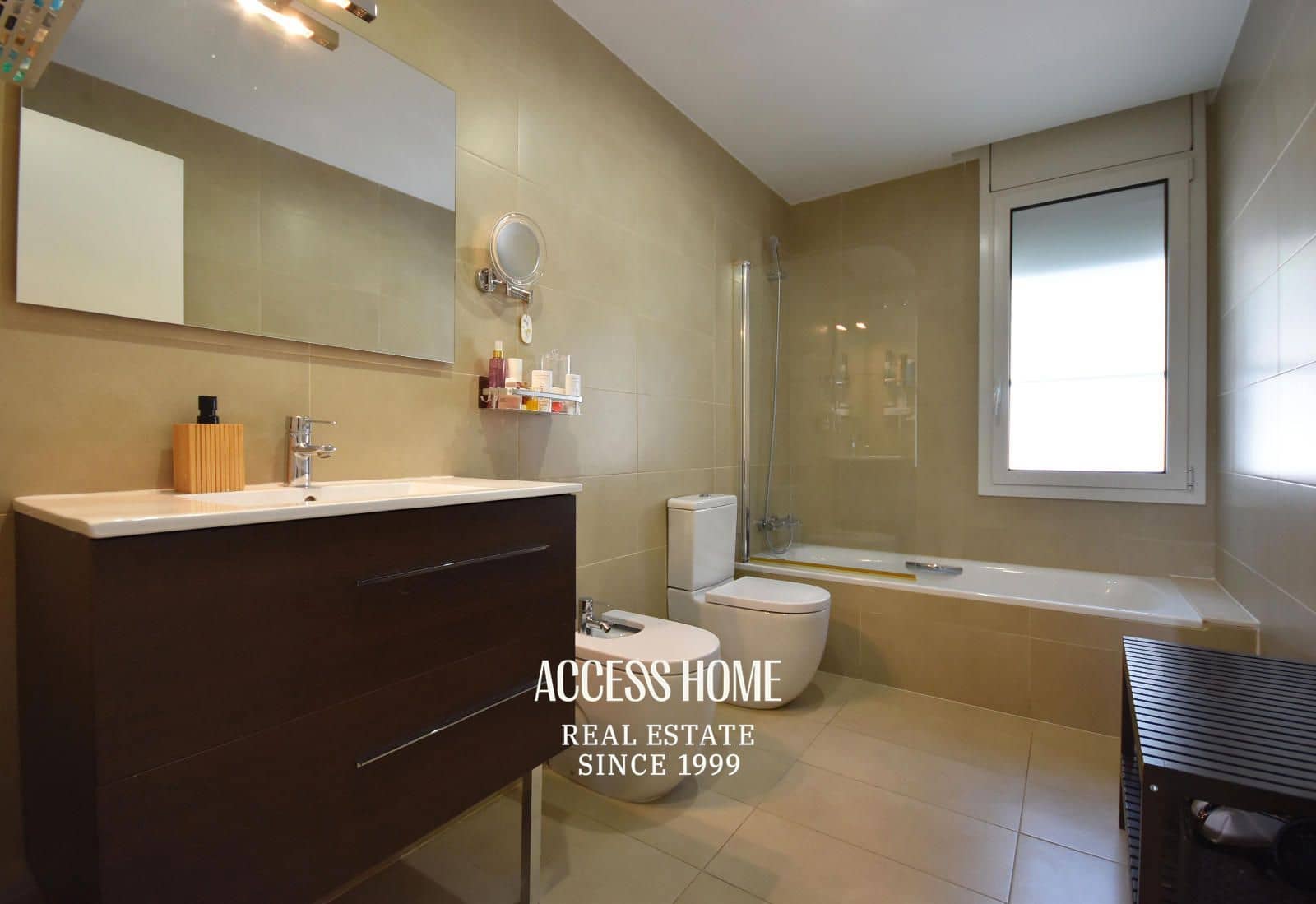 4 soveværelse Villa til salg i Sant Vicenc de Montalt med swimmingpool garage - € 1.195.000 (Ref: 9118063)