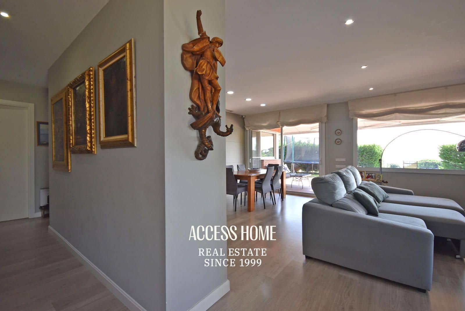 4 soveværelse Villa til salg i Sant Vicenc de Montalt med swimmingpool garage - € 1.195.000 (Ref: 9118063)