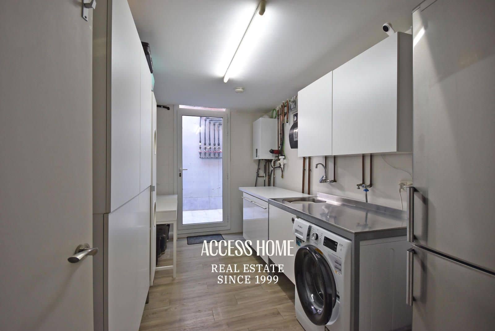 4 soveværelse Villa til salg i Sant Vicenc de Montalt med swimmingpool garage - € 1.195.000 (Ref: 9118063)