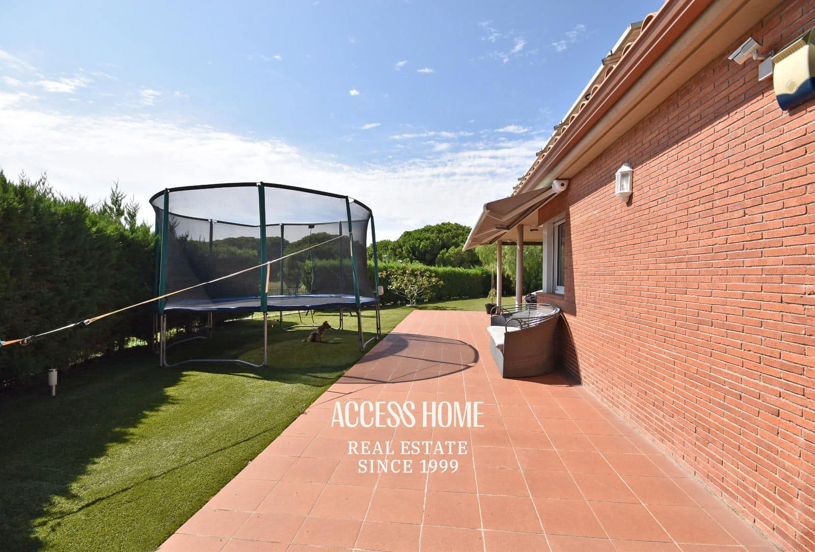 4 soveværelse Villa til salg i Sant Vicenc de Montalt med swimmingpool garage - € 1.195.000 (Ref: 9118063)