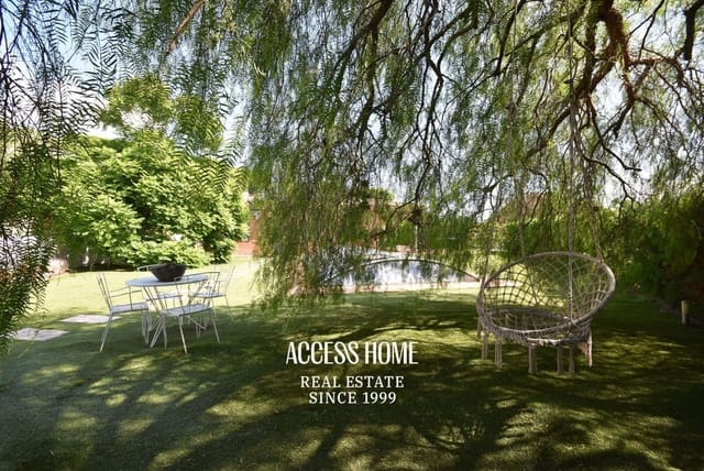 4 soverom Villa til salgs i Sant Vicenç de Montalt med svømmebasseng garasje - € 1 195 000 (Ref: 9118063)