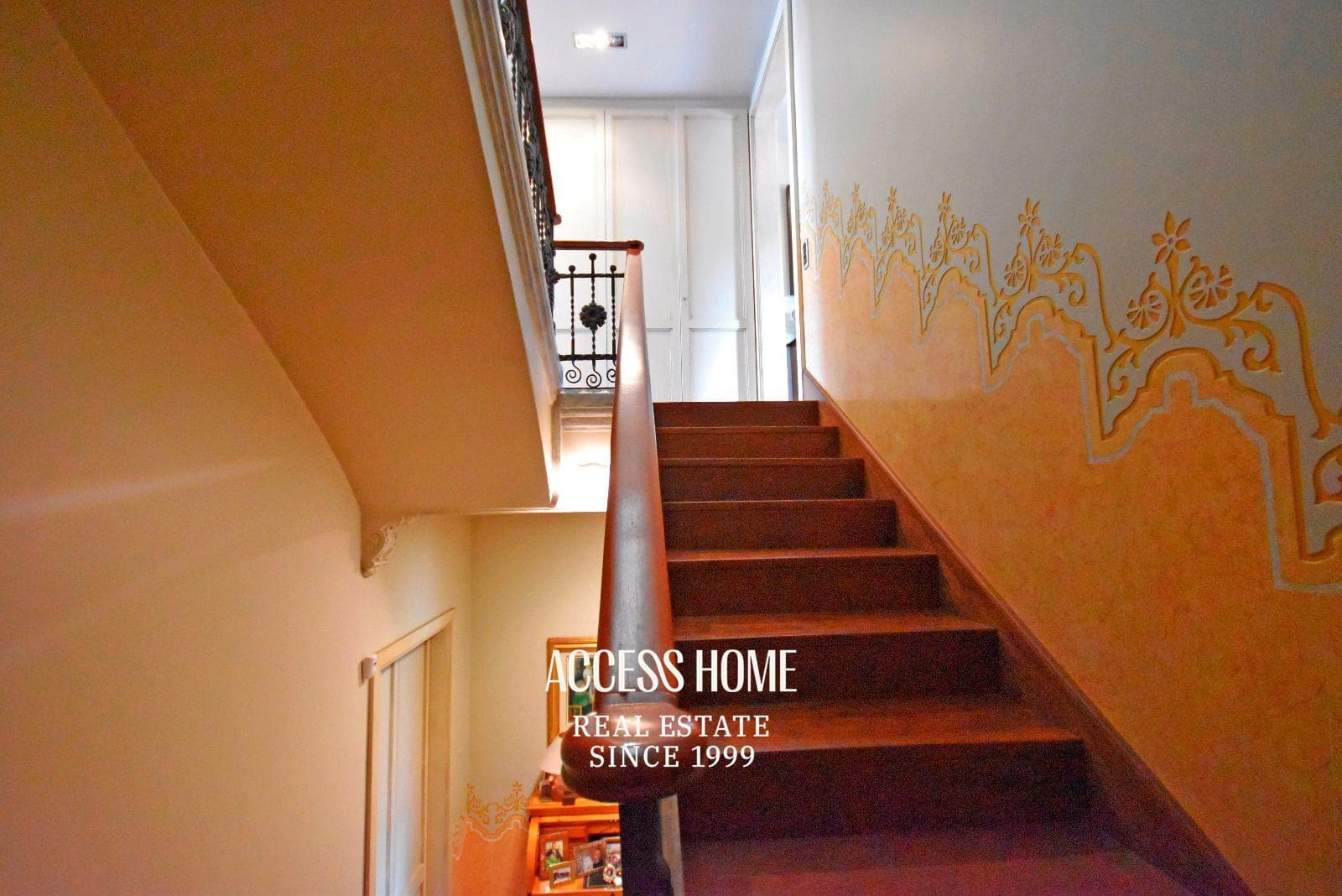 5 soveværelse Byhus til salg i Arenys de Mar med garage - € 1.290.000 (Ref: 9118126)