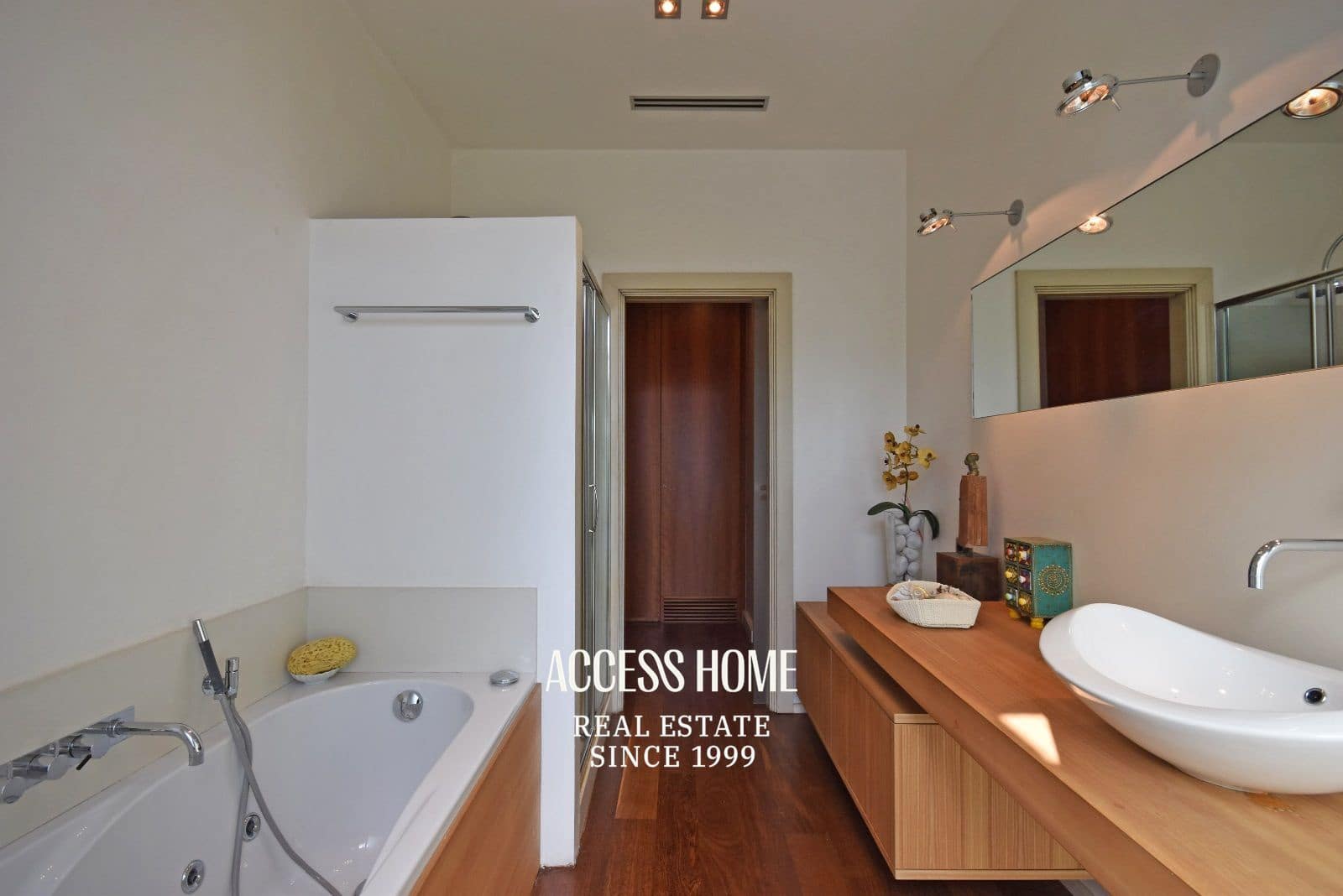 5 soveværelse Byhus til salg i Arenys de Mar med garage - € 1.290.000 (Ref: 9118126)