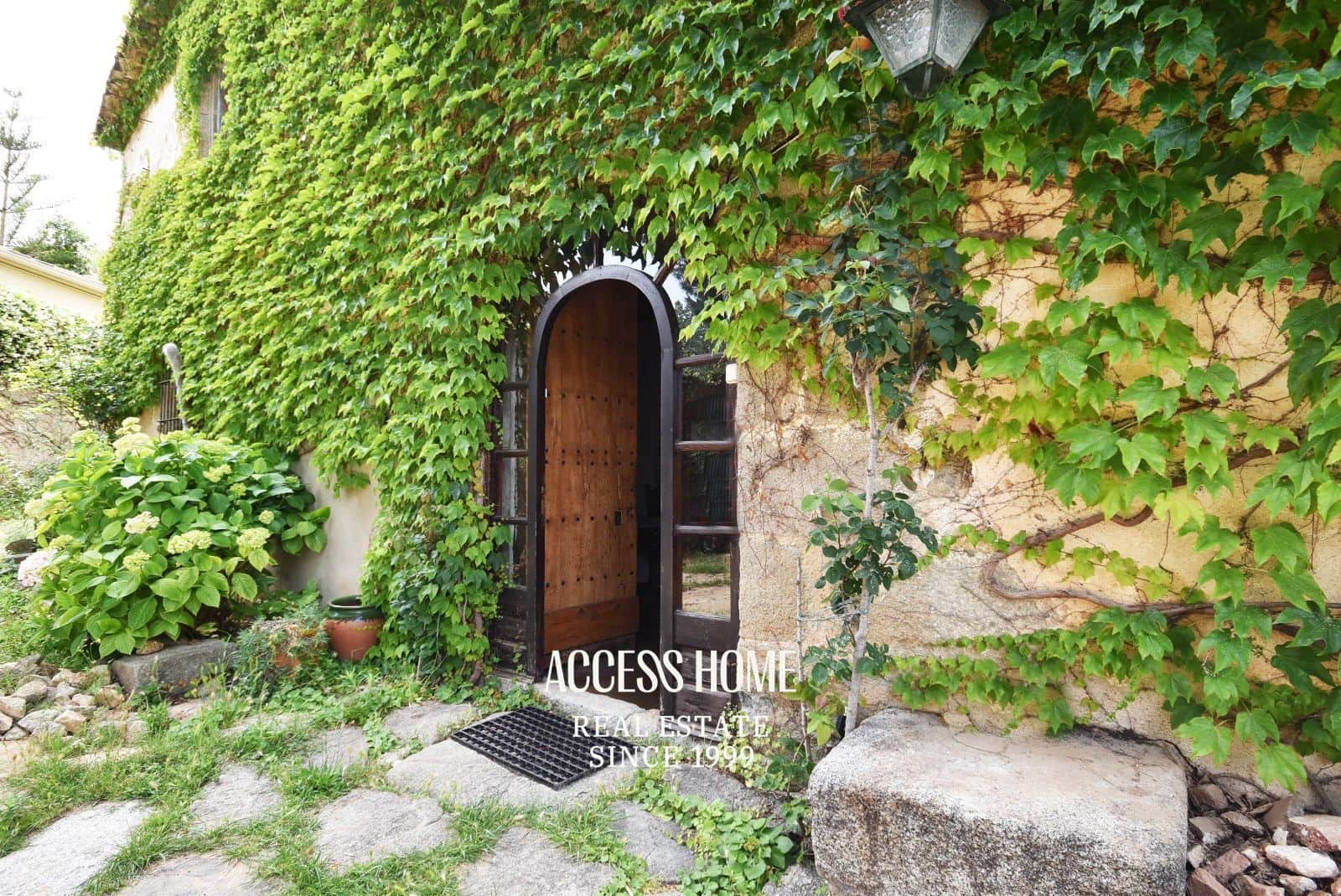 6 makuuhuone Huvila myytävänä paikassa Sant Andreu de Llavaneres mukana uima-altaan - 1 600 000 € (Ref: 9118384)