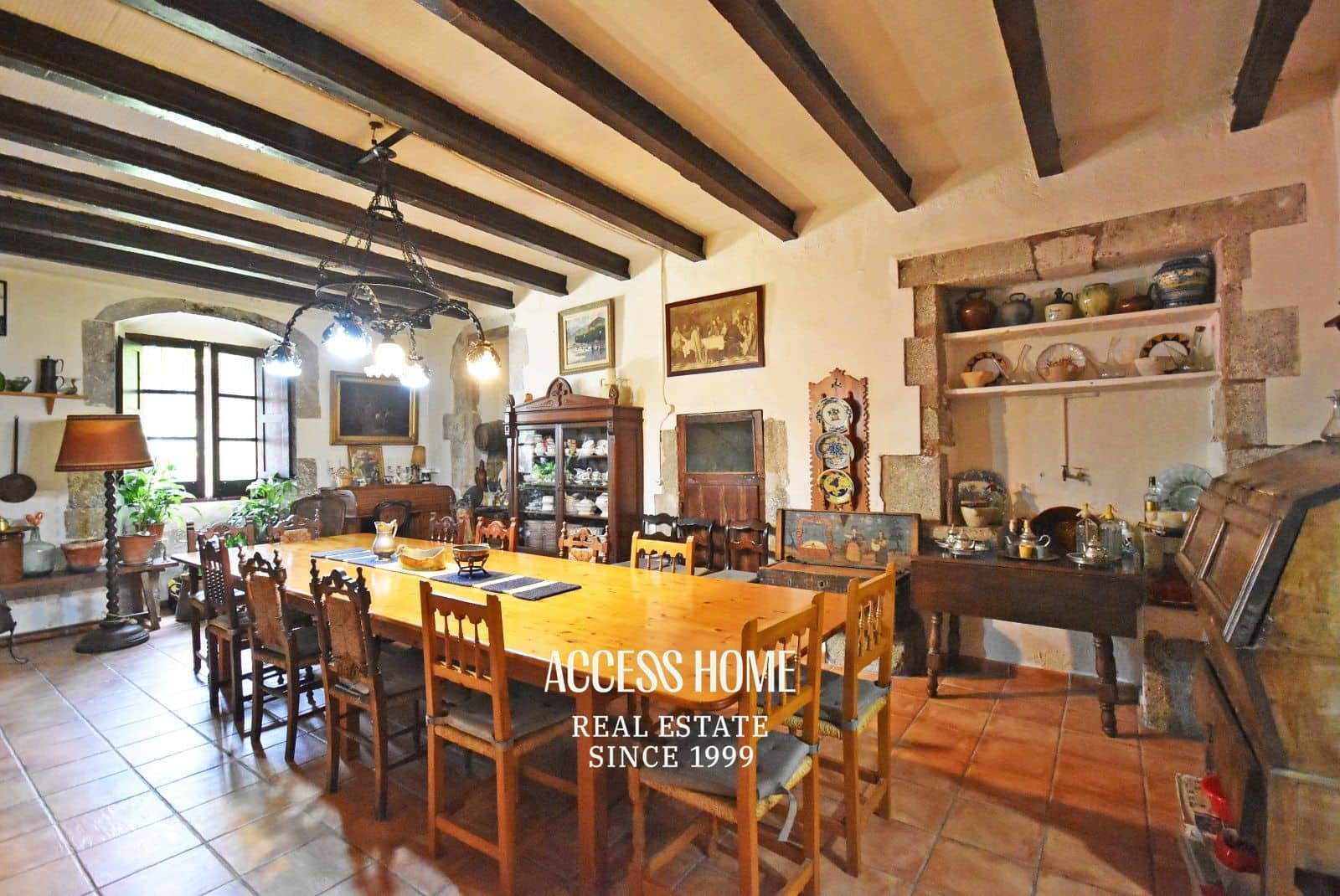 6 makuuhuone Huvila myytävänä paikassa Sant Andreu de Llavaneres mukana uima-altaan - 1 600 000 € (Ref: 9118384)