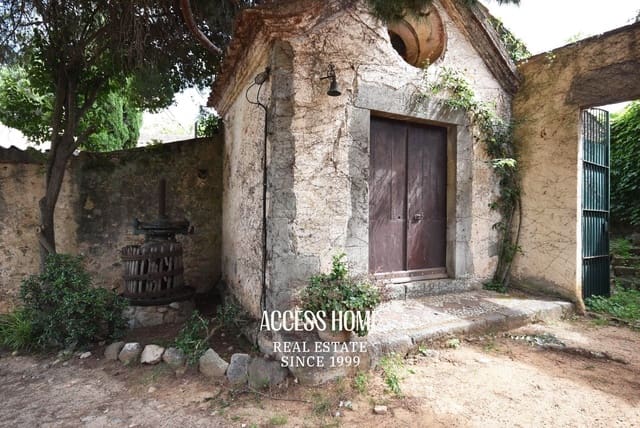 6 soveværelse Villa til salg i Sant Andreu de Llavaneres med swimmingpool - € 1.600.000 (Ref: 9118384)