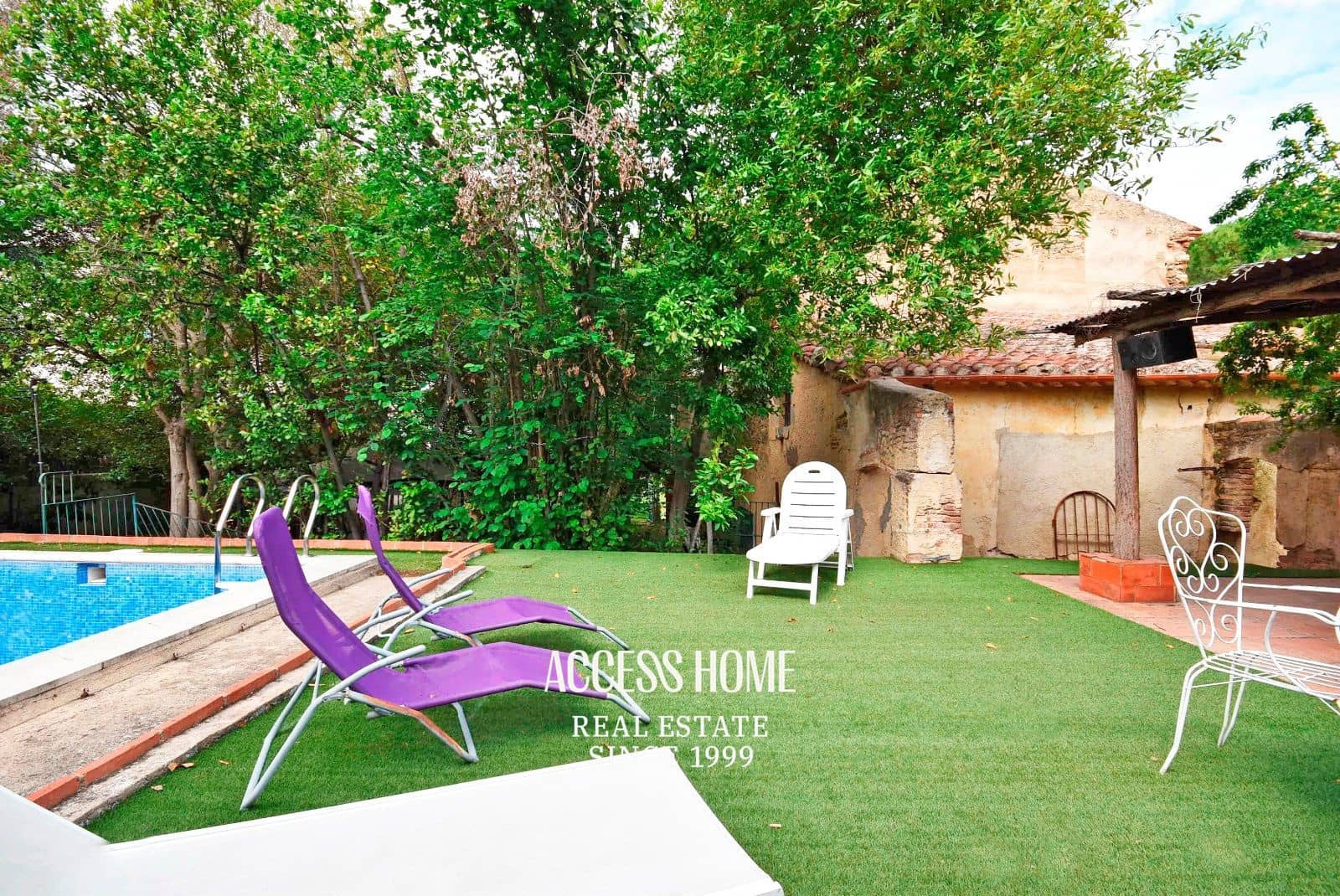 6 makuuhuone Huvila myytävänä paikassa Sant Andreu de Llavaneres mukana uima-altaan - 1 600 000 € (Ref: 9118384)