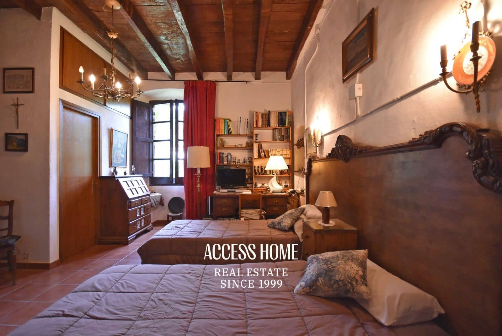 6 makuuhuone Huvila myytävänä paikassa Sant Andreu de Llavaneres mukana uima-altaan - 1 600 000 € (Ref: 9118384)