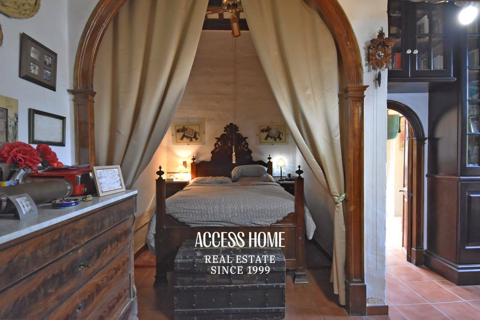 6 makuuhuone Huvila myytävänä paikassa Sant Andreu de Llavaneres mukana uima-altaan - 1 600 000 € (Ref: 9118384)