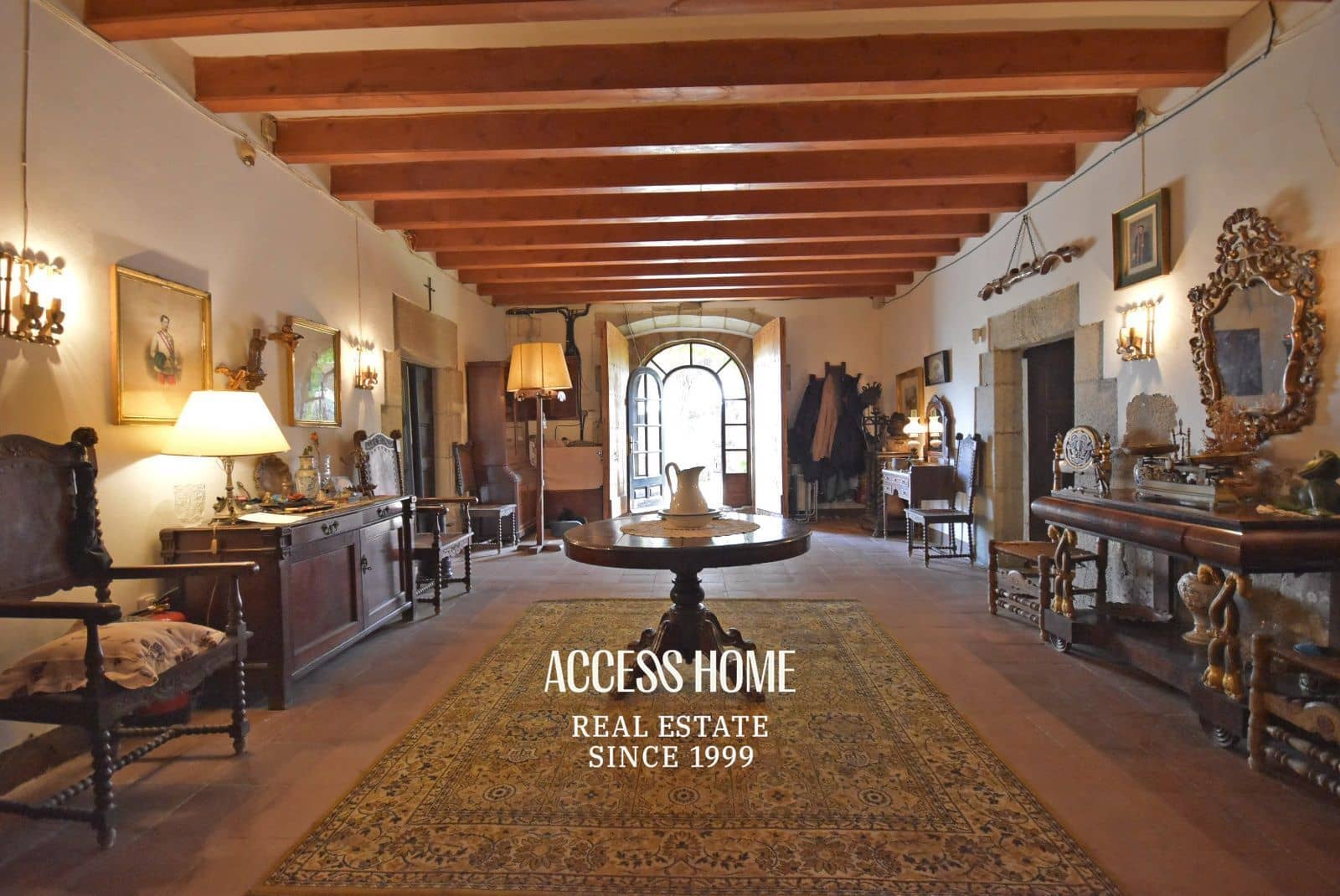 6 makuuhuone Huvila myytävänä paikassa Sant Andreu de Llavaneres mukana uima-altaan - 1 600 000 € (Ref: 9118384)