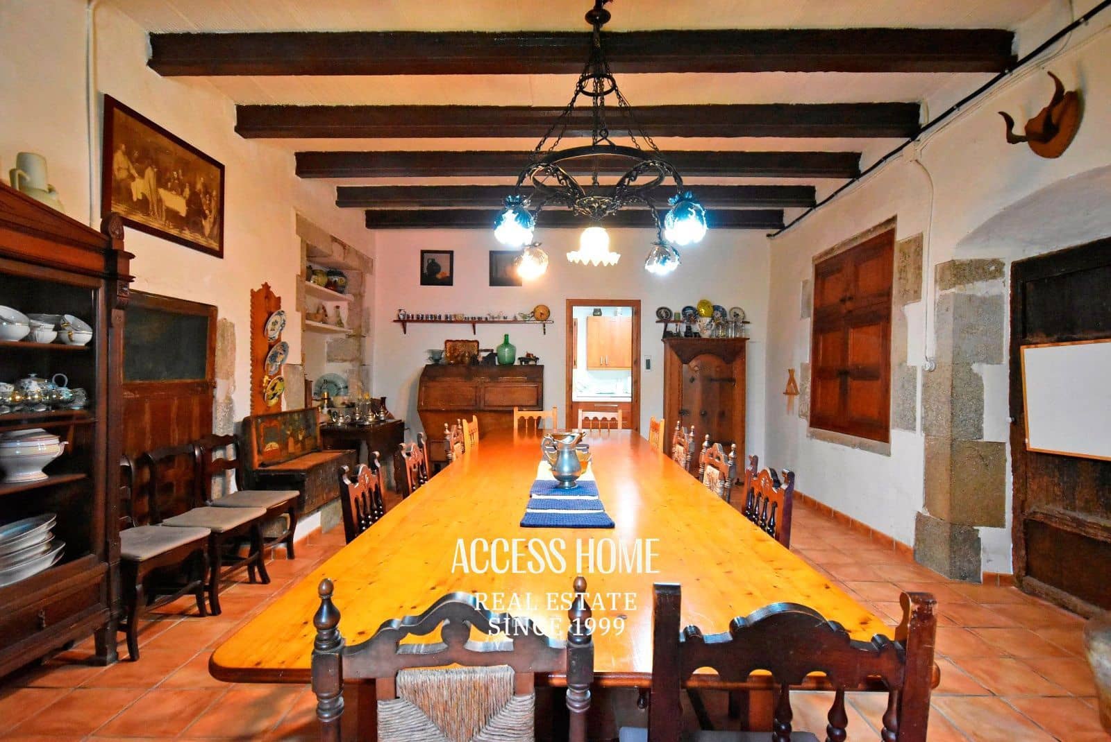 6 makuuhuone Huvila myytävänä paikassa Sant Andreu de Llavaneres mukana uima-altaan - 1 600 000 € (Ref: 9118384)