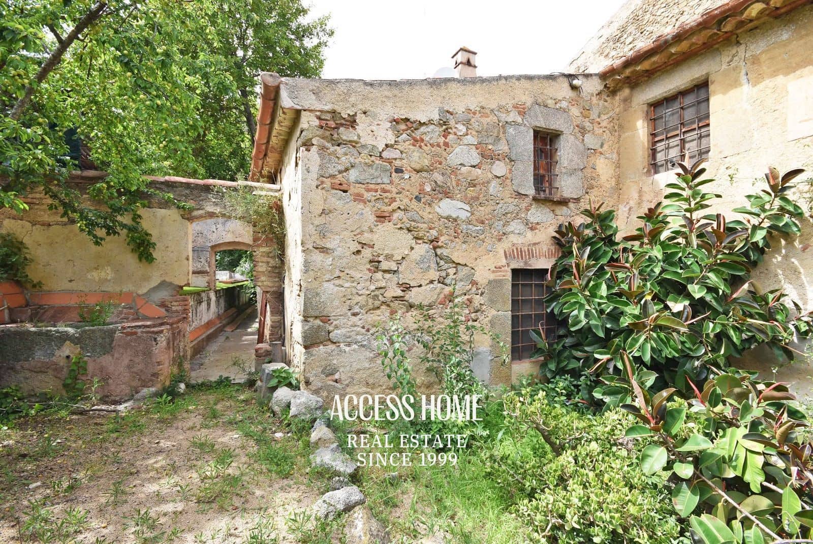 6 makuuhuone Huvila myytävänä paikassa Sant Andreu de Llavaneres mukana uima-altaan - 1 600 000 € (Ref: 9118384)