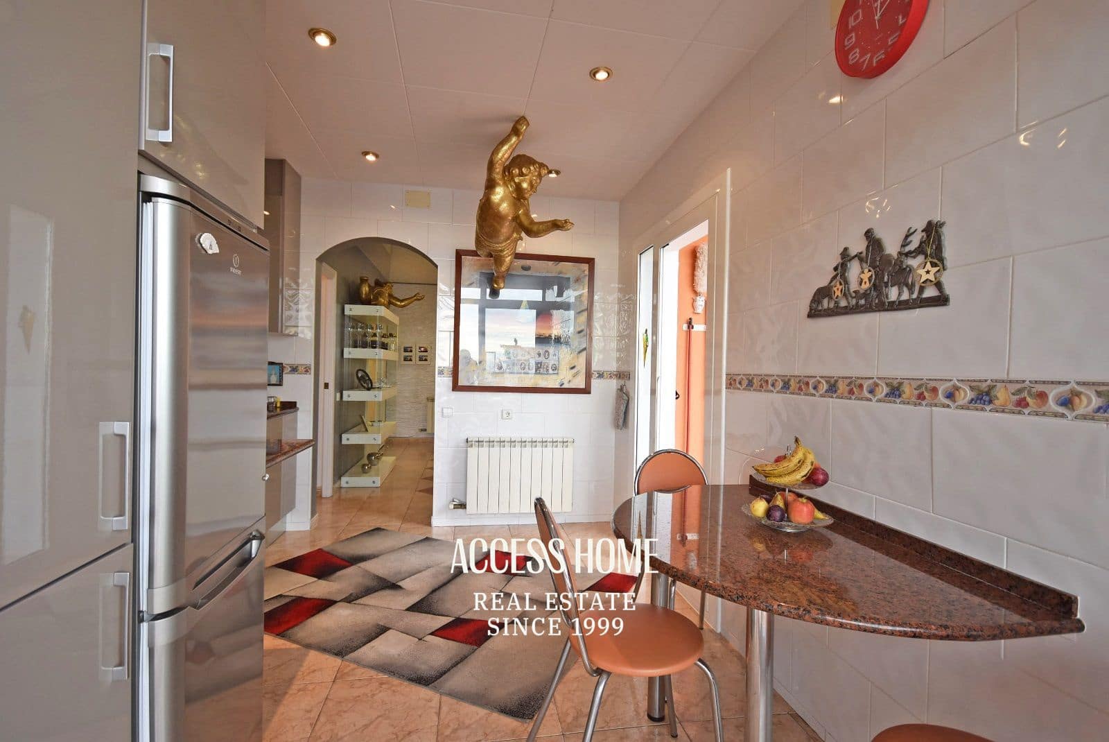 11 sypialnia Willa na sprzedaż w Canet de Mar z basenem garażem - 860 000 € (Ref: 9118385)