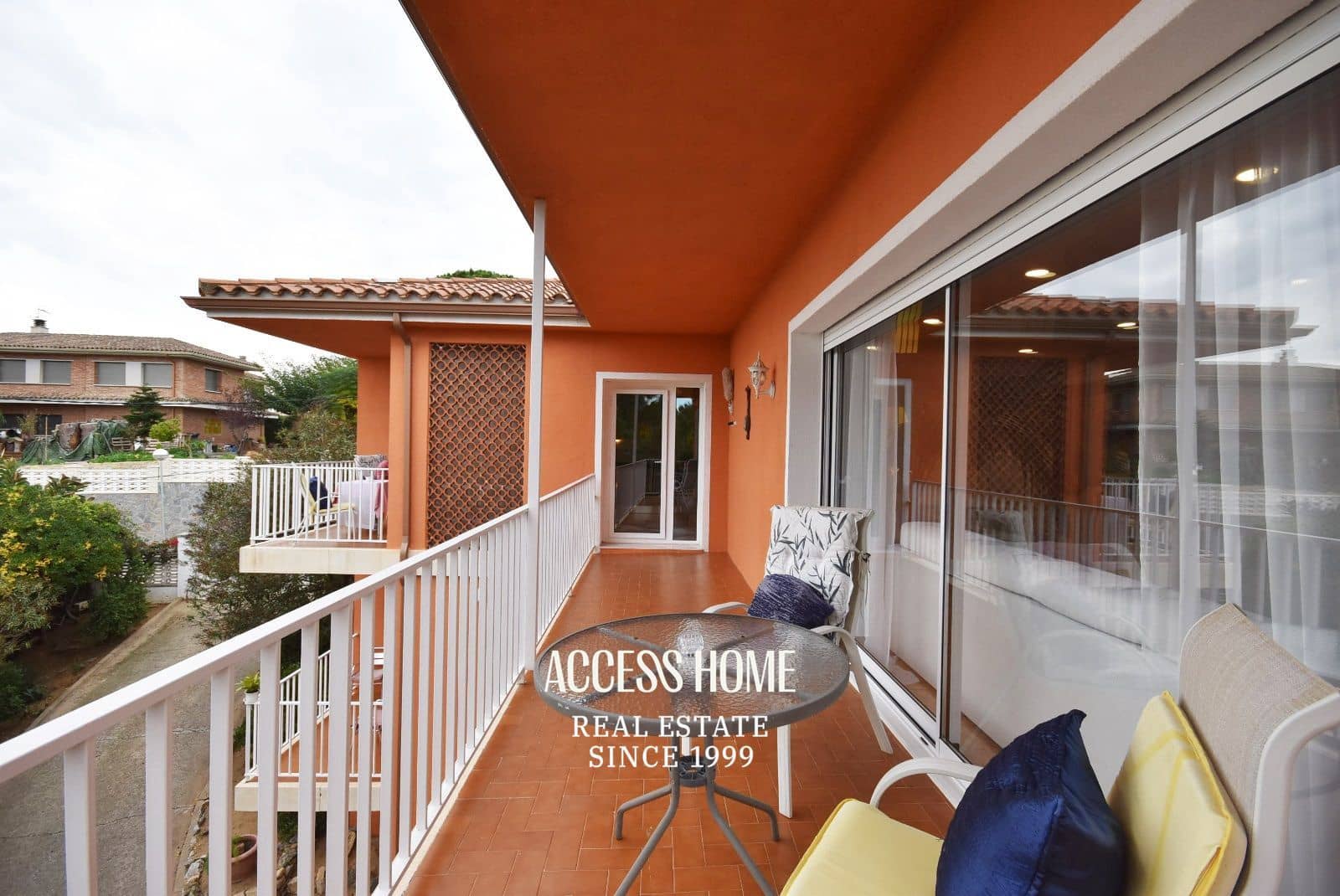 11 sypialnia Willa na sprzedaż w Canet de Mar z basenem garażem - 860 000 € (Ref: 9118385)