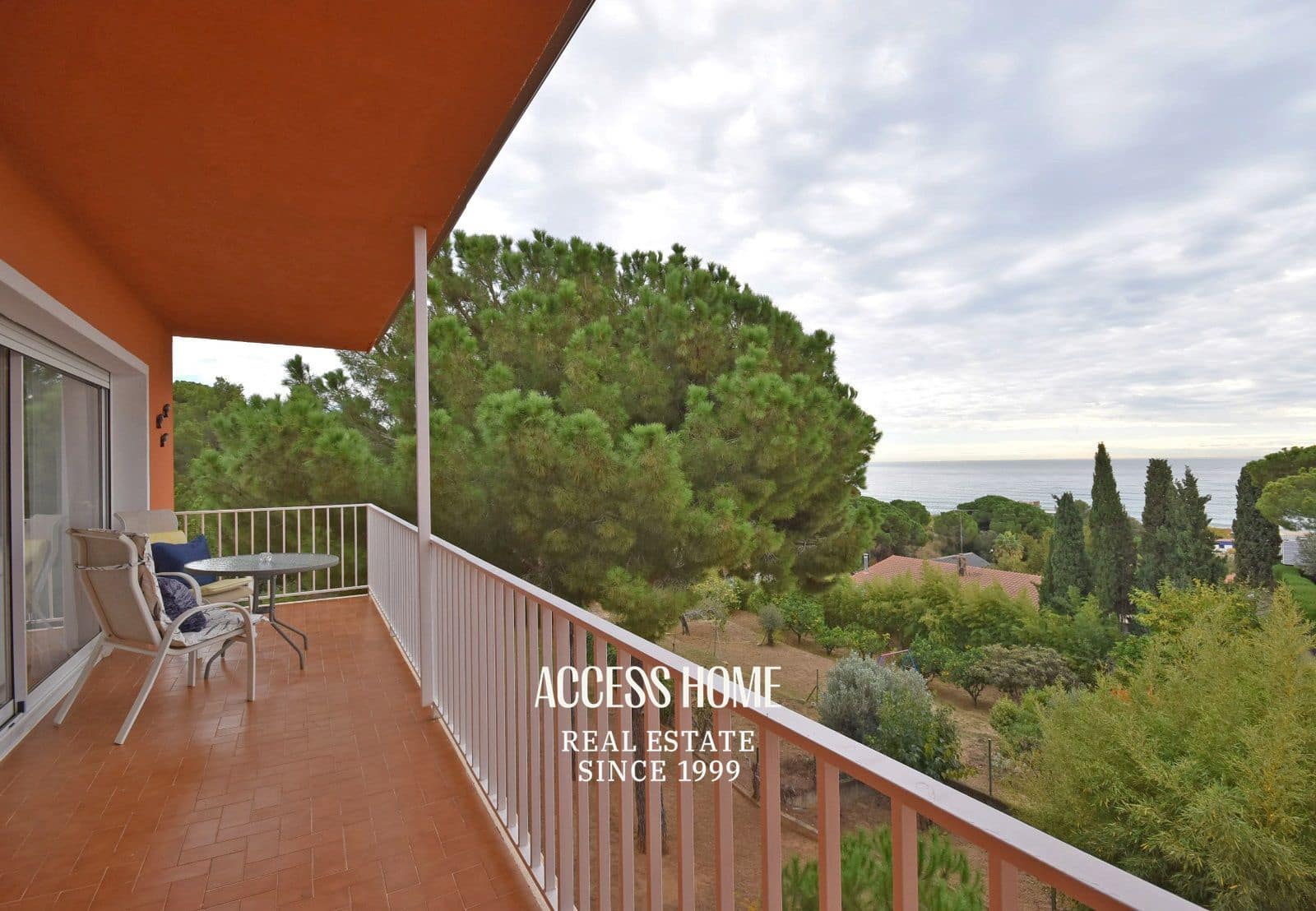 11 sypialnia Willa na sprzedaż w Canet de Mar z basenem garażem - 860 000 € (Ref: 9118385)