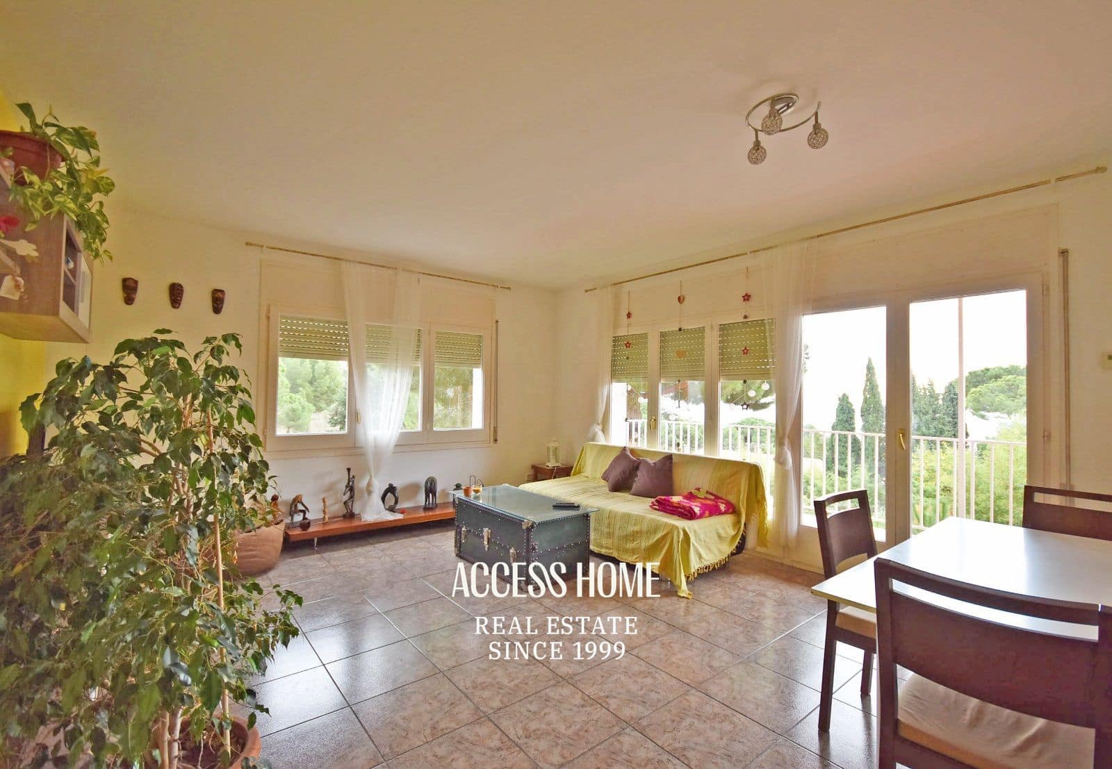 11 sypialnia Willa na sprzedaż w Canet de Mar z basenem garażem - 860 000 € (Ref: 9118385)