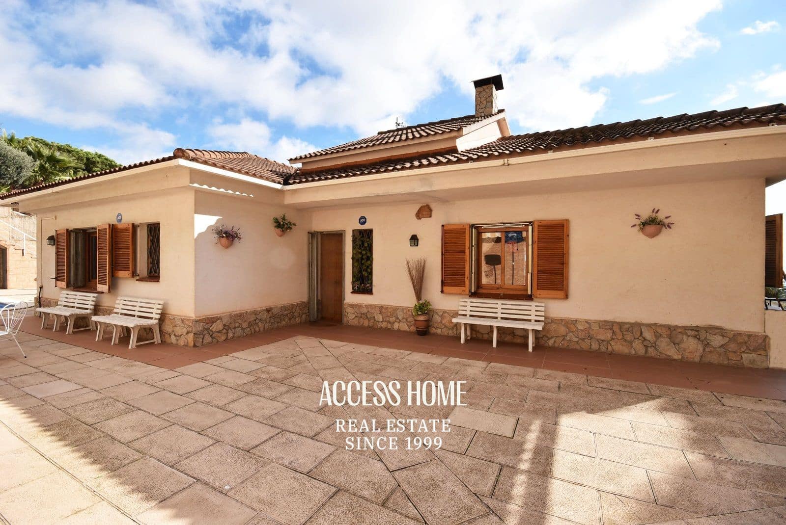 4 soverom Villa til salgs i Arenys de Munt med svømmebasseng garasje - € 575 000 (Ref: 9118386)