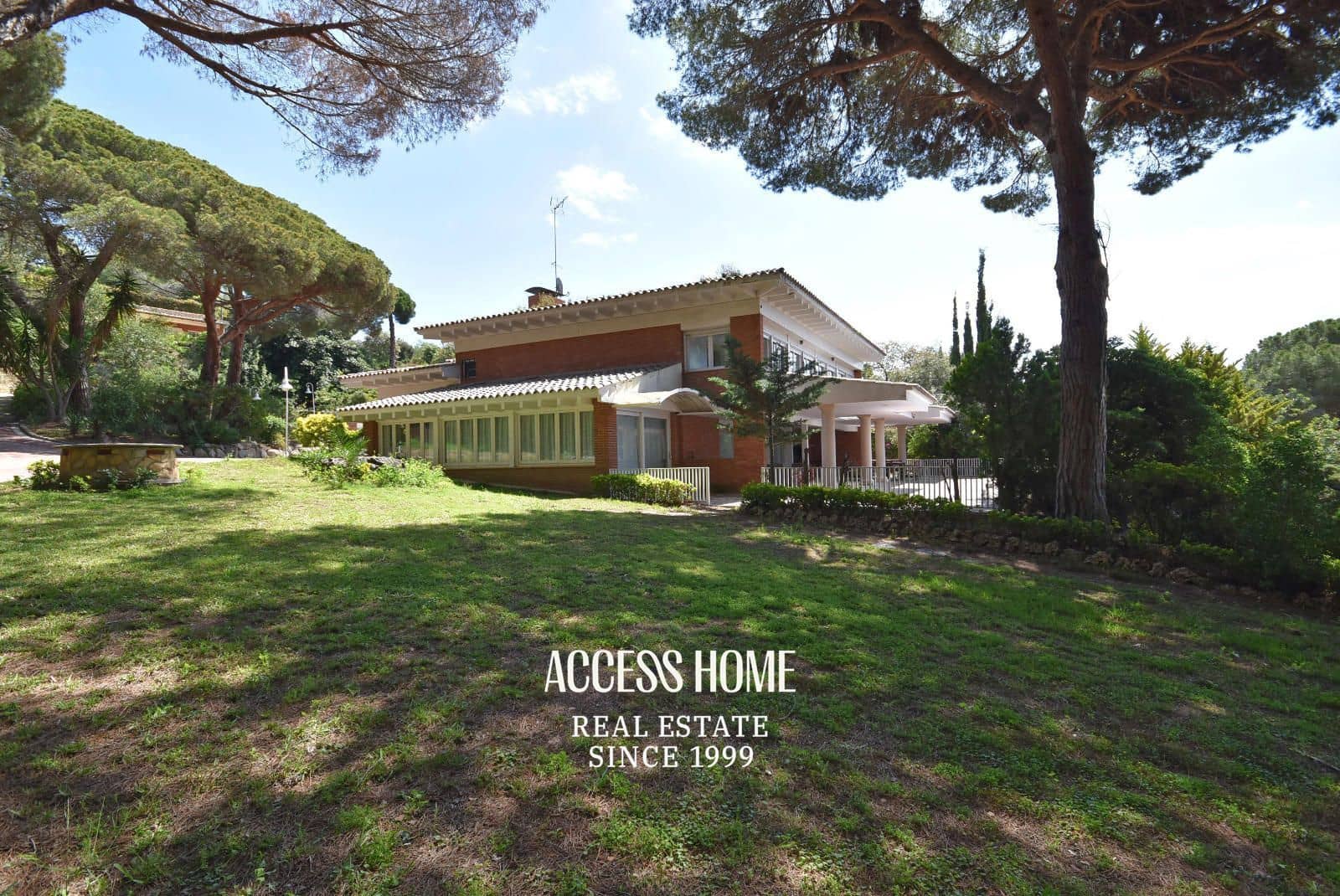 14 sypialnia Willa na sprzedaż w Sant Andreu de Llavaneres z basenem garażem - 3 200 000 € (Ref: 9118387)