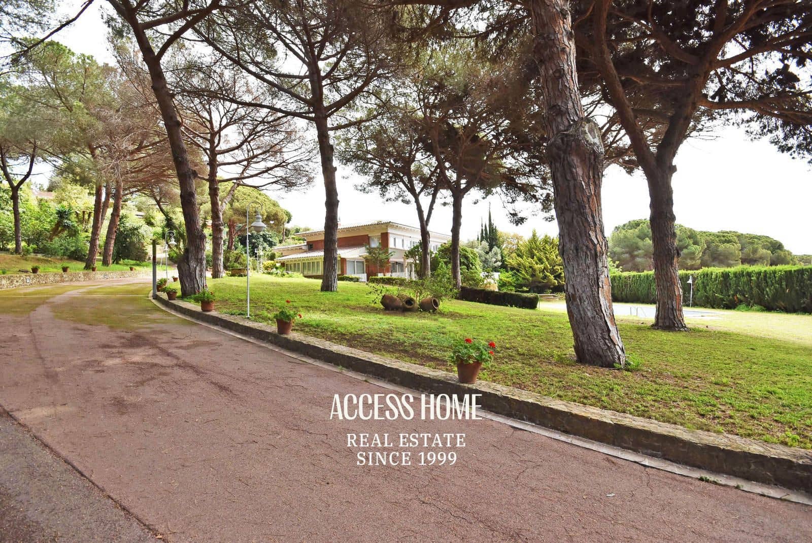 14 sypialnia Willa na sprzedaż w Sant Andreu de Llavaneres z basenem garażem - 3 200 000 € (Ref: 9118387)