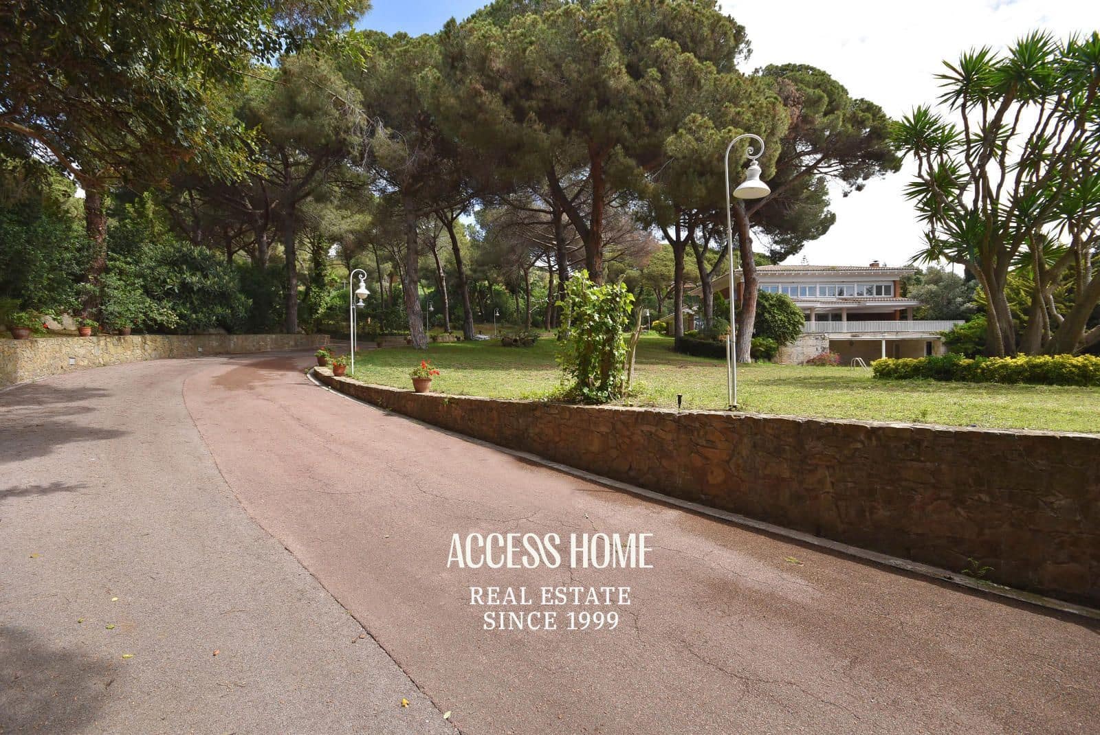 14 sypialnia Willa na sprzedaż w Sant Andreu de Llavaneres z basenem garażem - 3 200 000 € (Ref: 9118387)