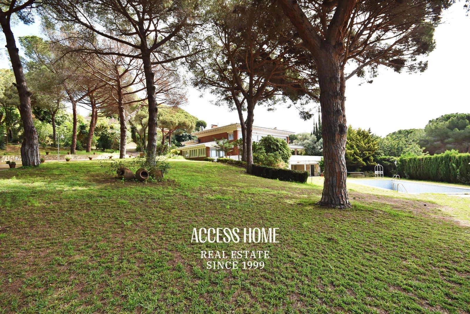 14 sypialnia Willa na sprzedaż w Sant Andreu de Llavaneres z basenem garażem - 3 200 000 € (Ref: 9118387)