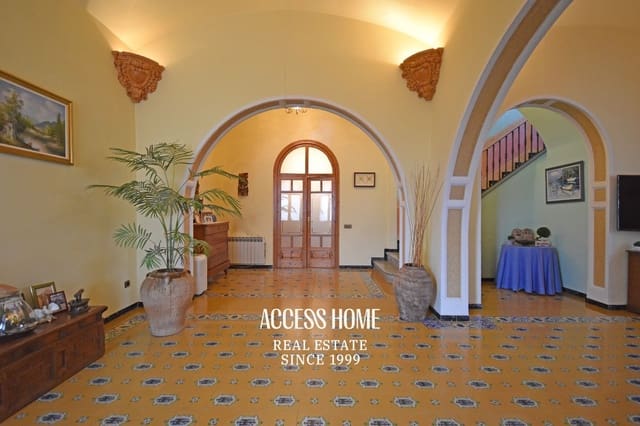 5 soverom Villa til salgs i Arenys de Munt med garasje - € 995 000 (Ref: 9118389)