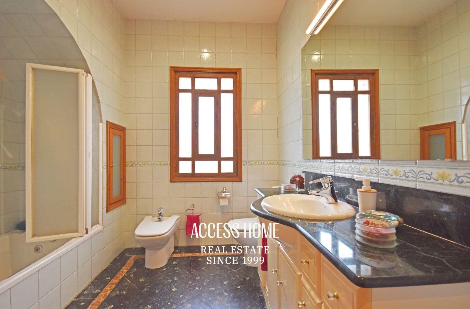 5 sypialnia Willa na sprzedaż w Arenys de Munt z garażem - 995 000 € (Ref: 9118389)