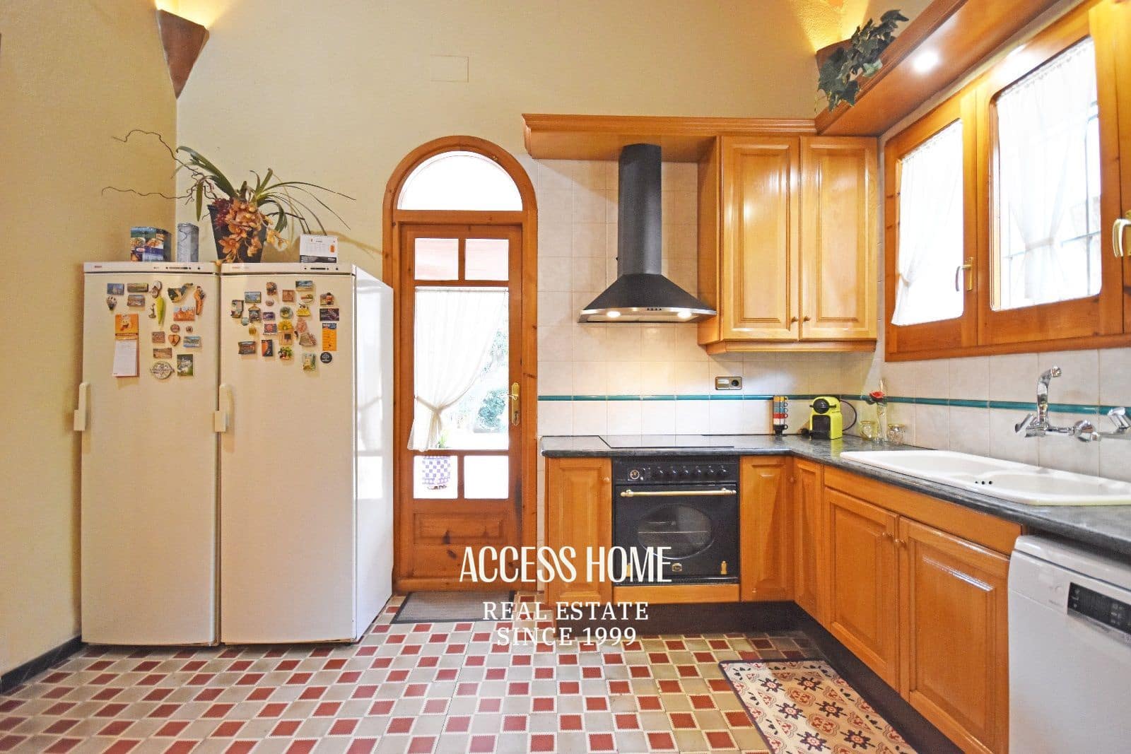 5 sypialnia Willa na sprzedaż w Arenys de Munt z garażem - 995 000 € (Ref: 9118389)