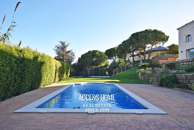 5 bedroom Villa for sale in Sant Andreu de Llavaneres with pool garage - € 1,750,000 (Ref: 9118390)