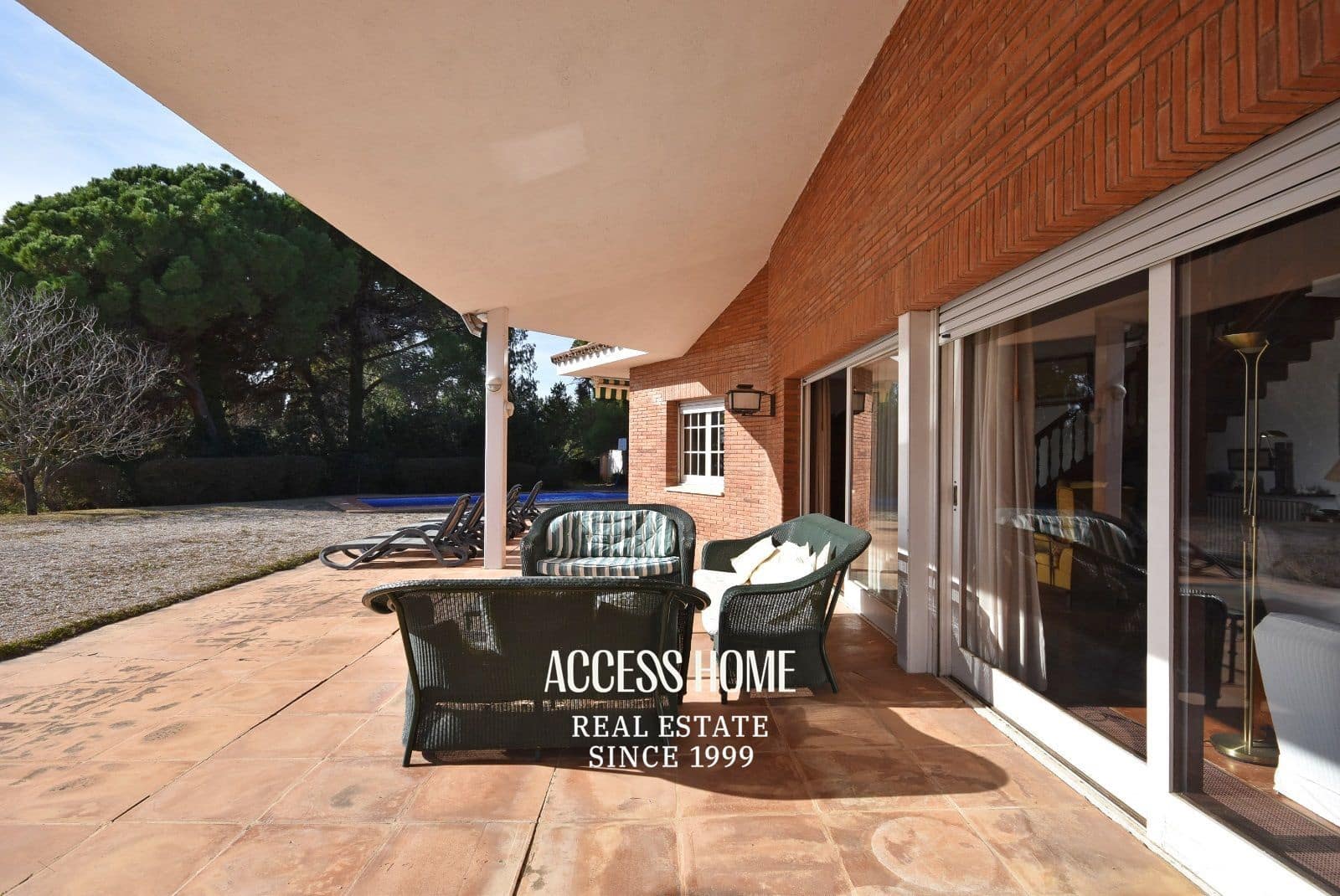 5 slaapkamer Villa te koop in Sant Vicenc de Montalt met zwembad garage - € 1.575.000 (Ref: 9118391)