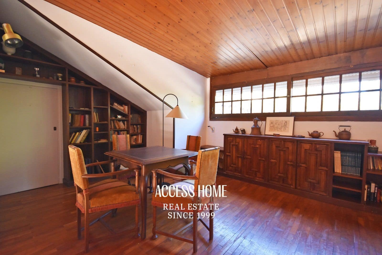 5 slaapkamer Villa te koop in Sant Vicenc de Montalt met zwembad garage - € 1.575.000 (Ref: 9118391)