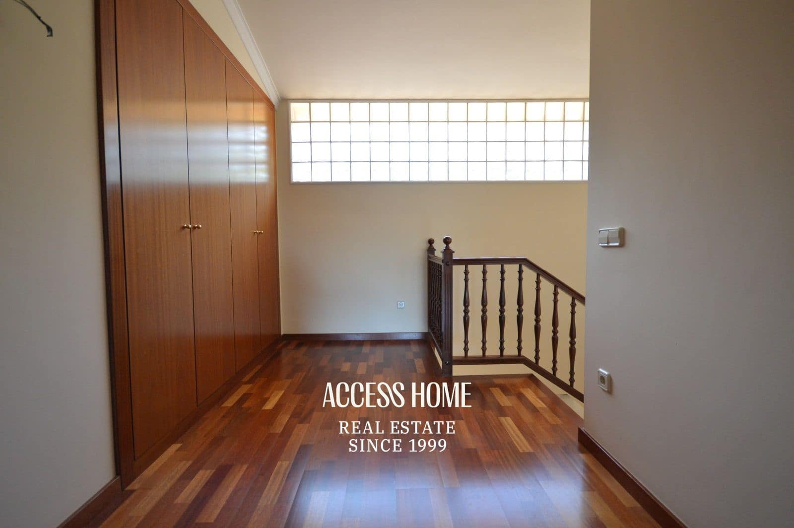 5 soveværelse Villa til salg i Sant Vicenc de Montalt med swimmingpool garage - € 1.250.000 (Ref: 9131546)