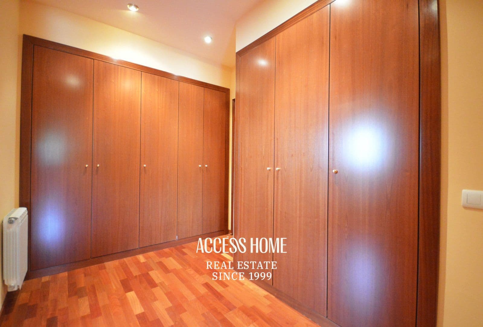 5 soveværelse Villa til salg i Sant Vicenc de Montalt med swimmingpool garage - € 1.250.000 (Ref: 9131546)