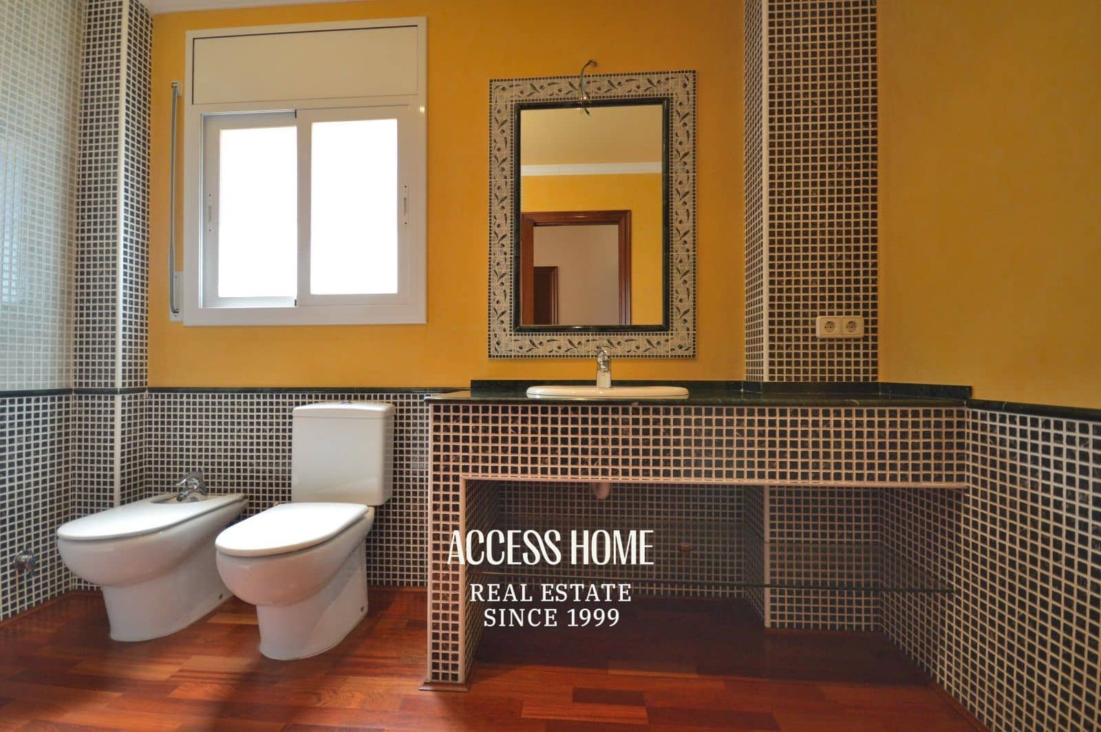 5 soveværelse Villa til salg i Sant Vicenc de Montalt med swimmingpool garage - € 1.250.000 (Ref: 9131546)