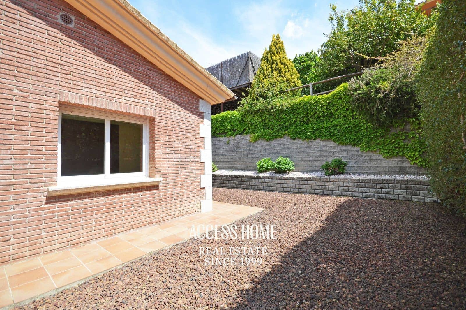 5 soveværelse Villa til salg i Sant Vicenc de Montalt med swimmingpool garage - € 1.250.000 (Ref: 9131546)