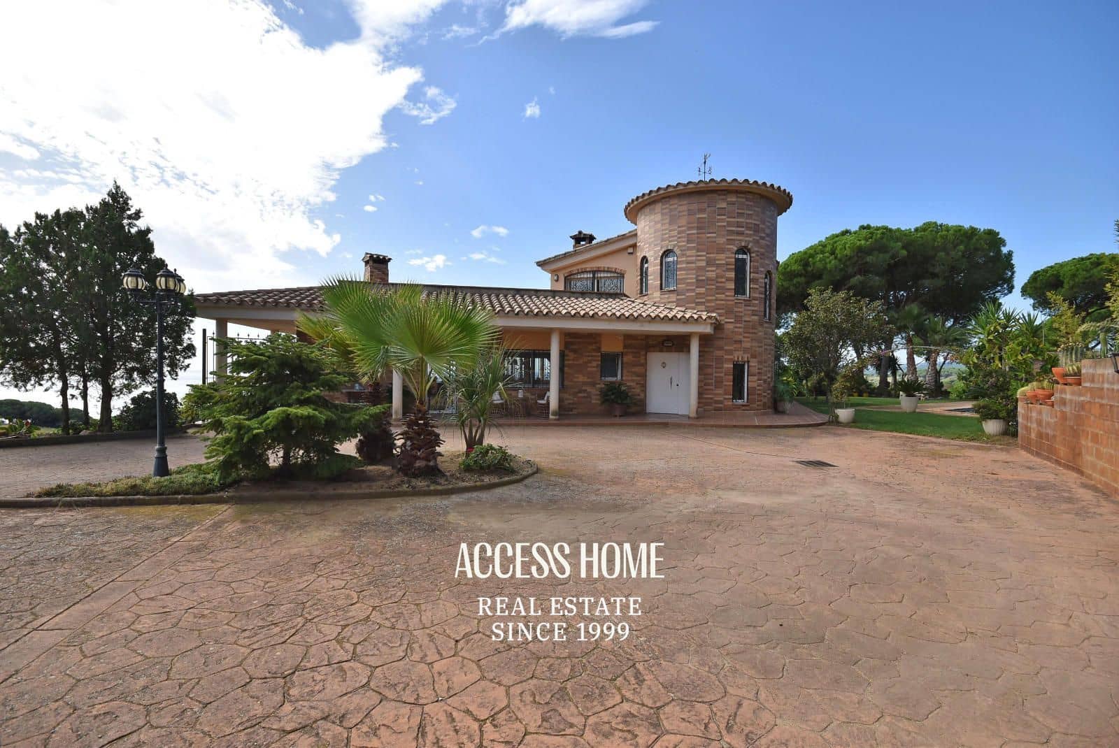 5 soveværelse Villa til salg i Sant Pol de Mar med swimmingpool garage - € 1.300.000 (Ref: 9131551)