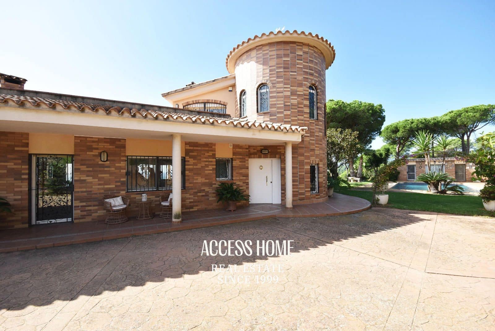 5 soveværelse Villa til salg i Sant Pol de Mar med swimmingpool garage - € 1.300.000 (Ref: 9131551)