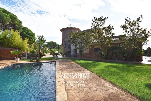 5 soveværelse Villa til salg i Sant Pol de Mar med swimmingpool garage - € 1.300.000 (Ref: 9131551)
