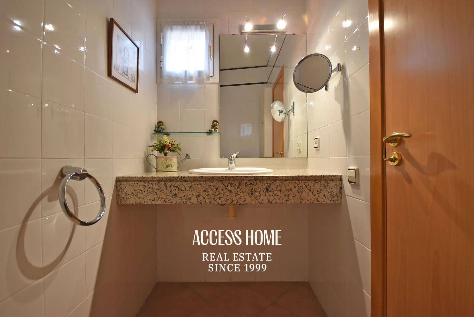 4 soveværelse Villa til salg i Sant Vicenc de Montalt med swimmingpool garage - € 995.000 (Ref: 9131790)