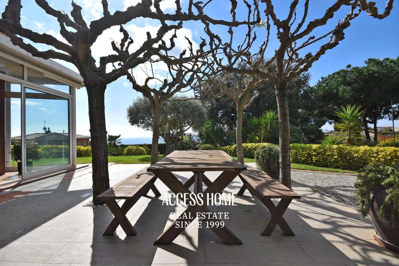 4 soveværelse Villa til salg i Sant Vicenc de Montalt med swimmingpool garage - € 995.000 (Ref: 9131790)