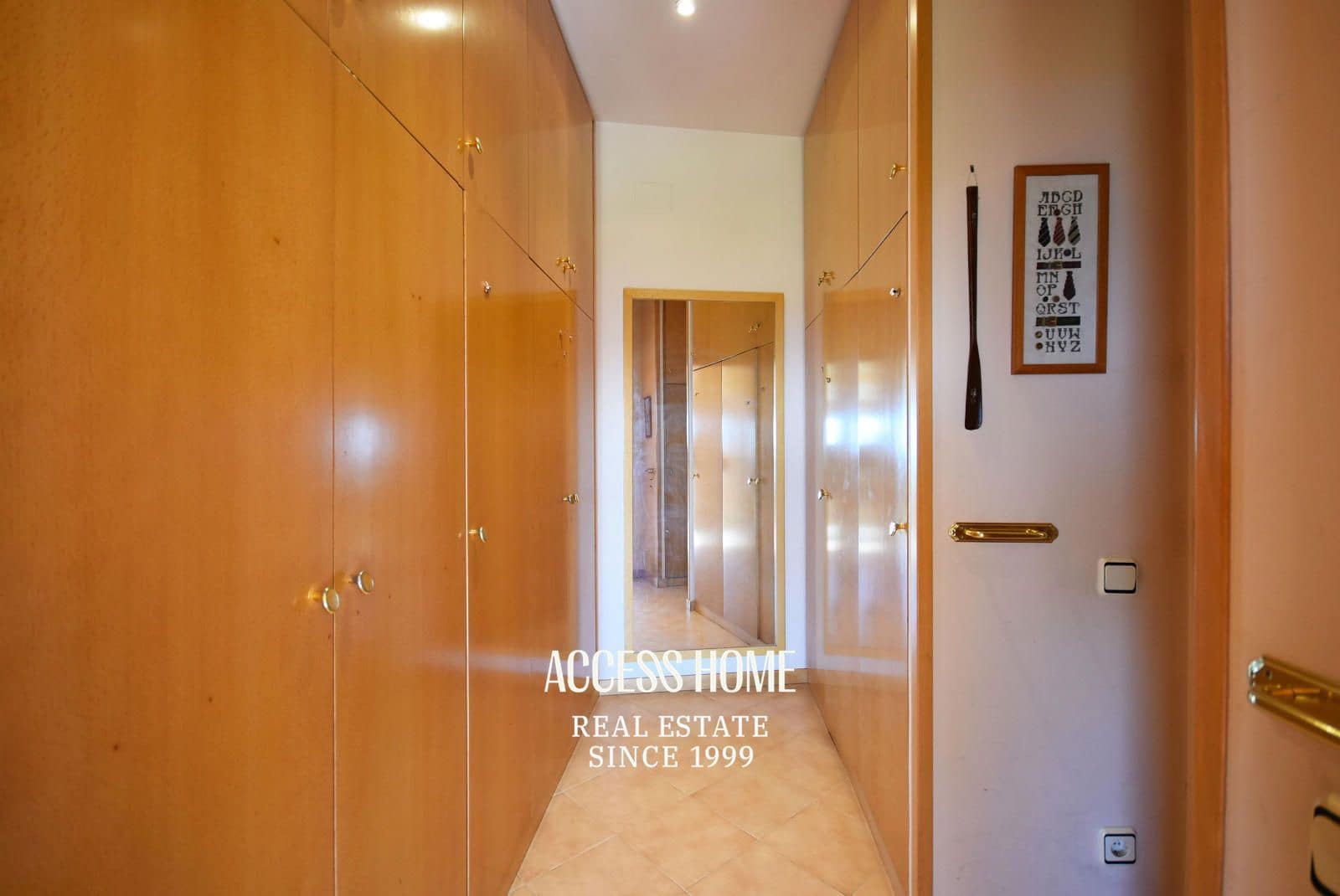 4 soveværelse Villa til salg i Sant Vicenc de Montalt med swimmingpool garage - € 995.000 (Ref: 9131790)