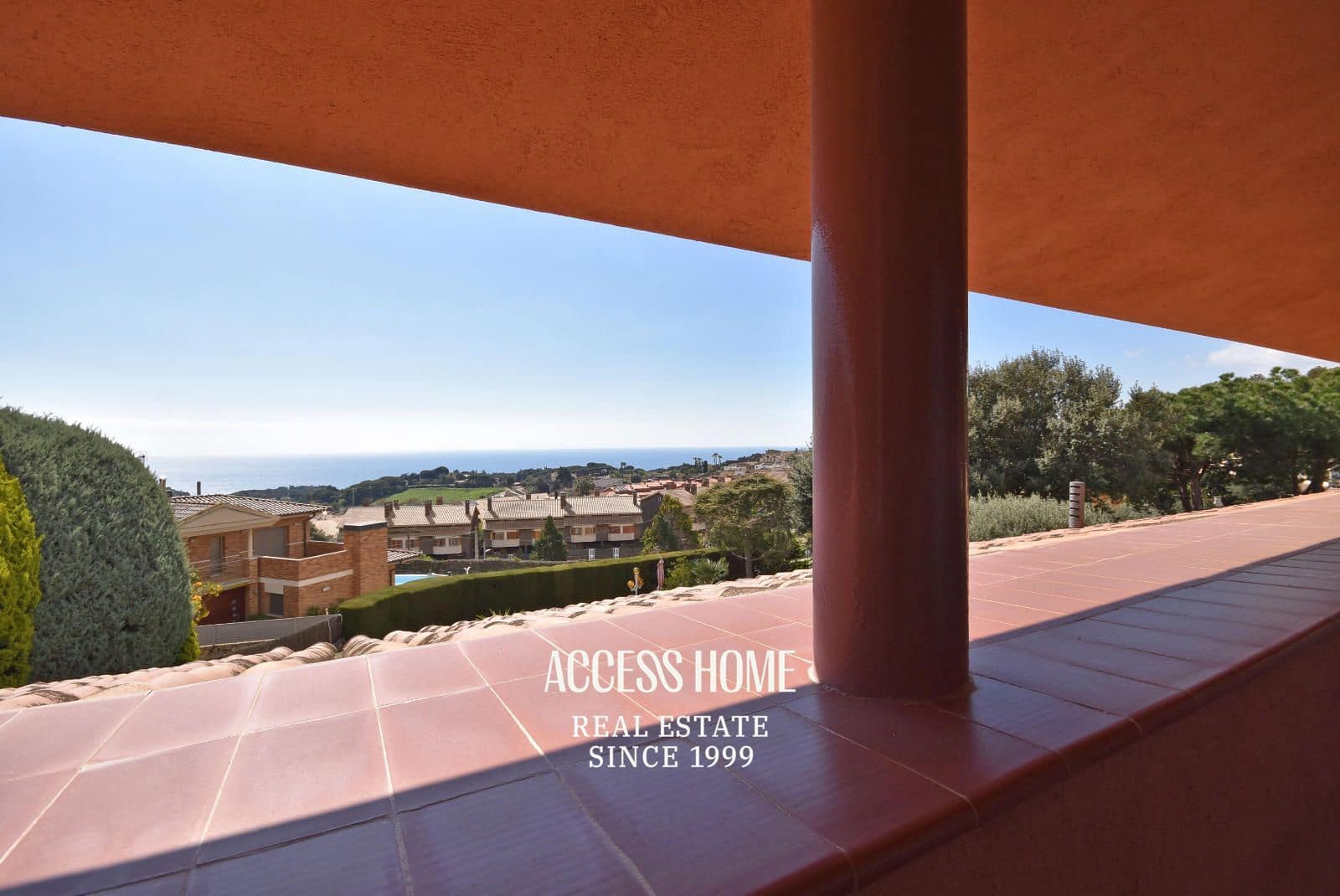 4 soveværelse Villa til salg i Sant Vicenc de Montalt med swimmingpool garage - € 995.000 (Ref: 9131790)