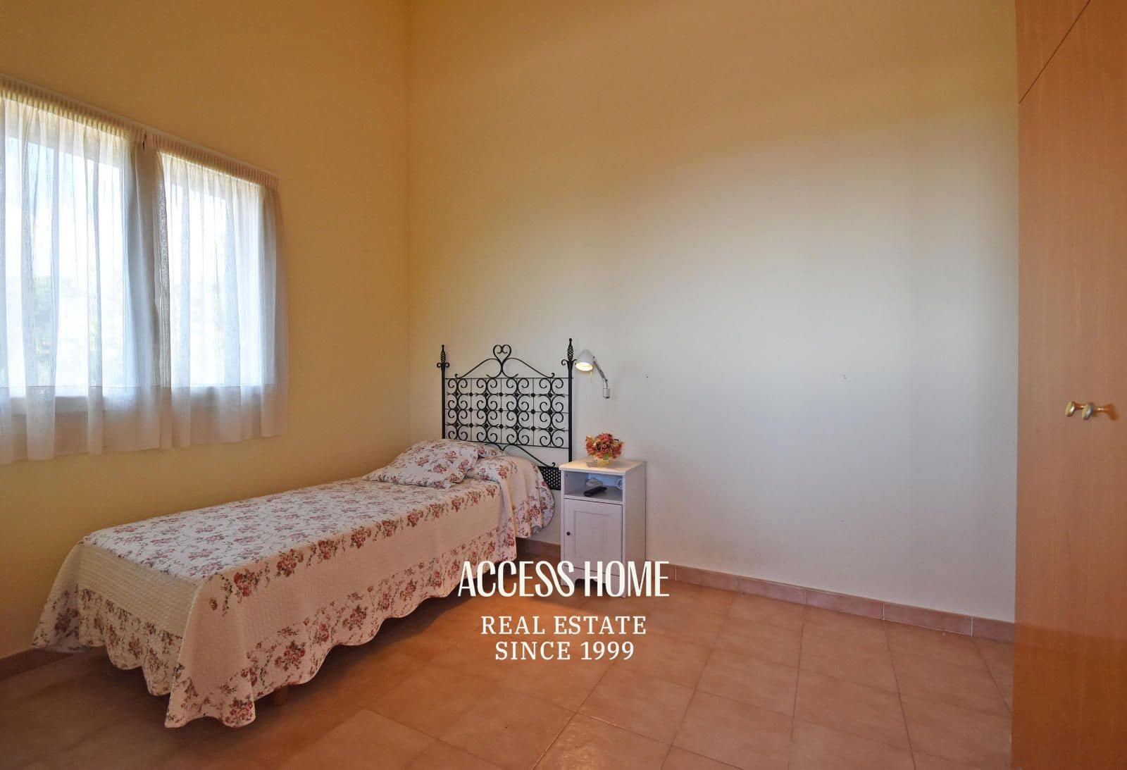 4 soveværelse Villa til salg i Sant Vicenc de Montalt med swimmingpool garage - € 995.000 (Ref: 9131790)