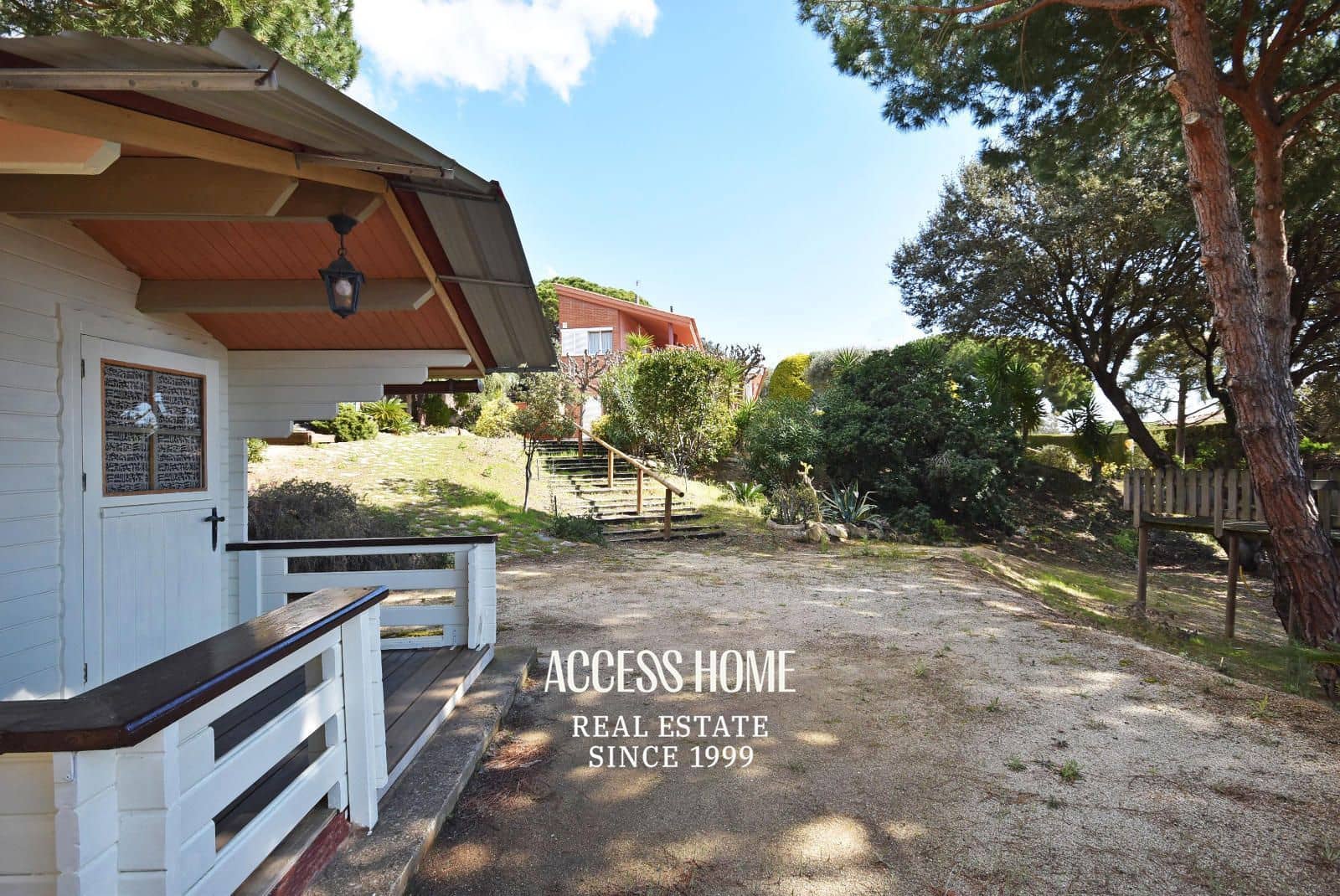 4 soveværelse Villa til salg i Sant Vicenc de Montalt med swimmingpool garage - € 995.000 (Ref: 9131790)