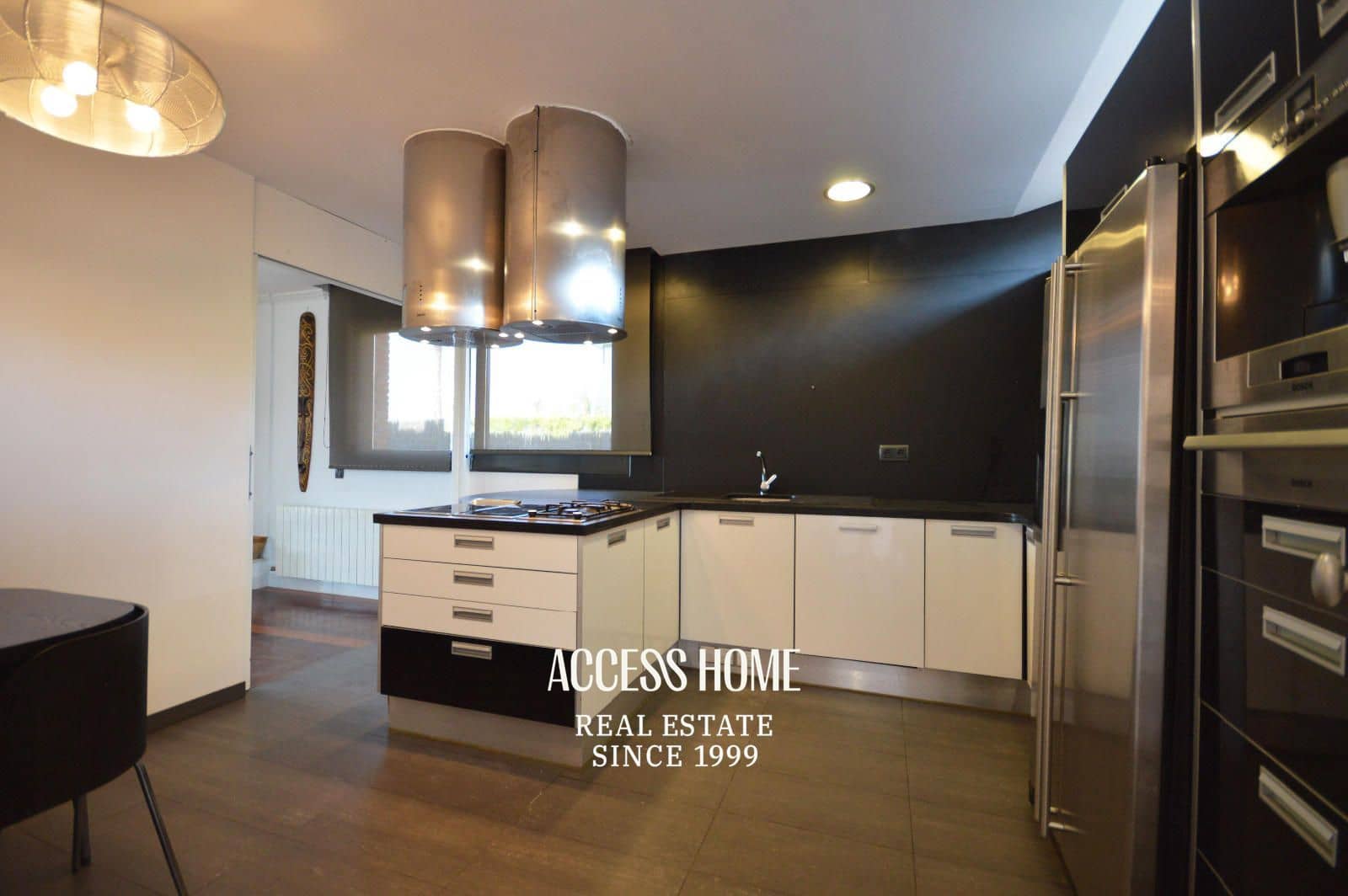 5 slaapkamer Villa te koop in Caldes d'Estrac met zwembad garage - € 1.200.000 (Ref: 9131792)