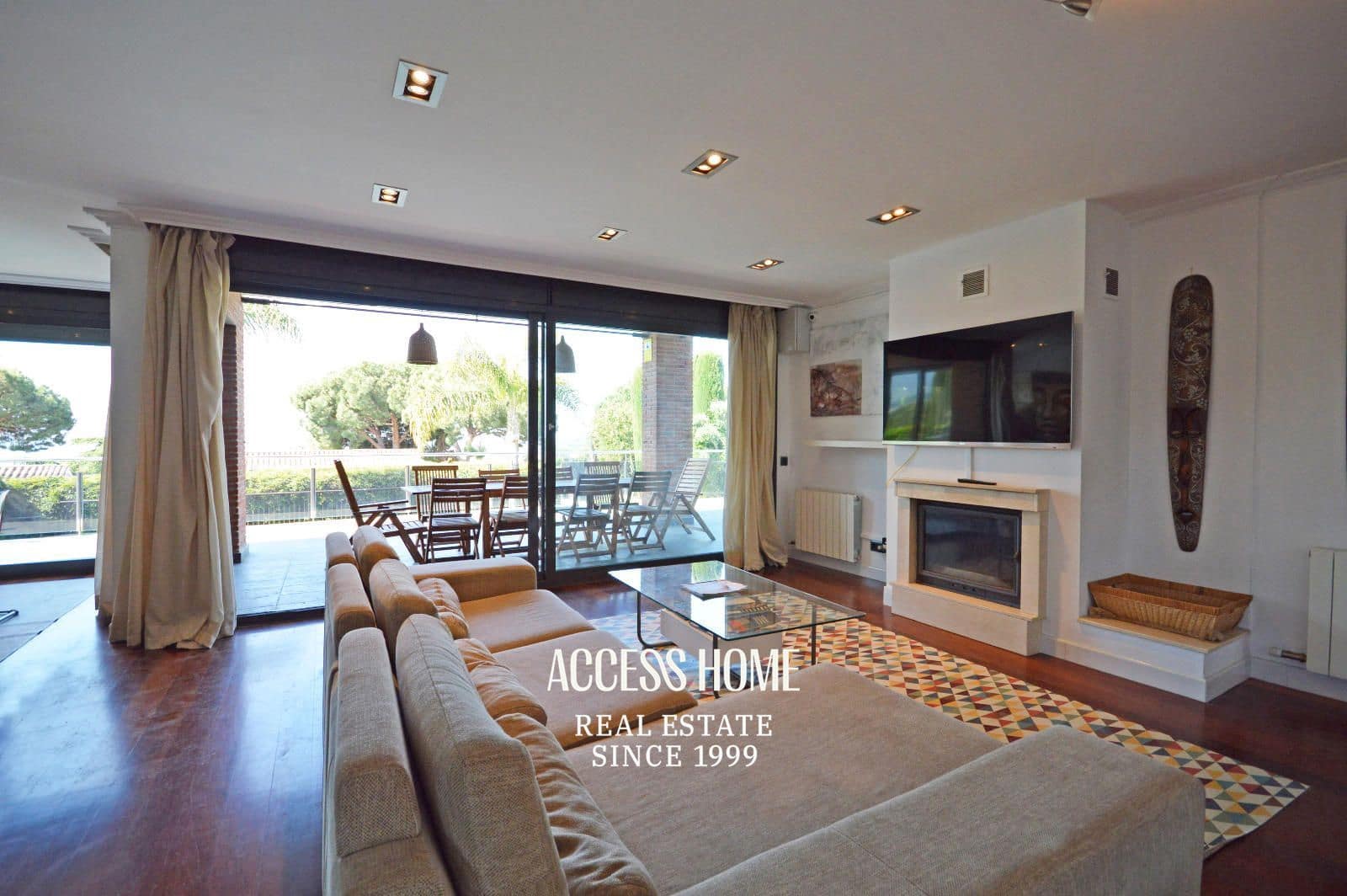 5 slaapkamer Villa te koop in Caldes d'Estrac met zwembad garage - € 1.200.000 (Ref: 9131792)