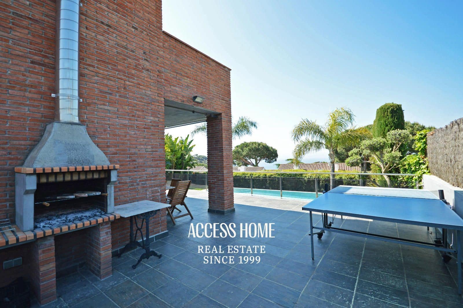 5 slaapkamer Villa te koop in Caldes d'Estrac met zwembad garage - € 1.200.000 (Ref: 9131792)