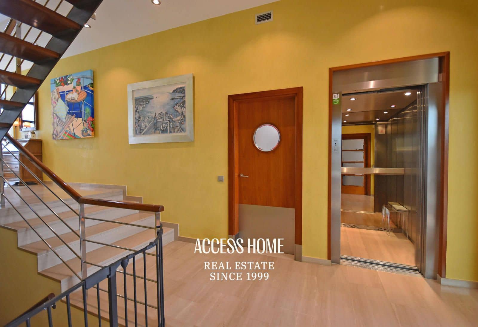 5 soveværelse Villa til salg i Sant Vicenc de Montalt med swimmingpool garage - € 1.600.000 (Ref: 9131793)