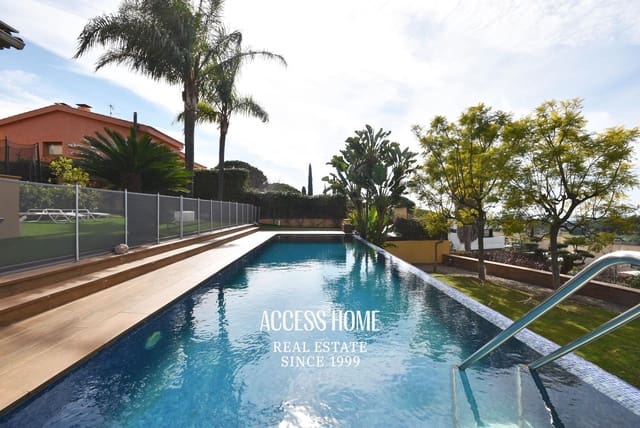 5 Zimmer Villa zu verkaufen in Sant Vicenç de Montalt mit Pool Garage - 1.600.000 € (Ref: 9131793)
